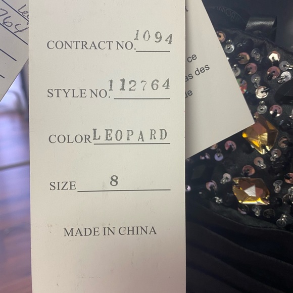 Tony Bowls Size:8 Cheetah Sequined Prom Dress - Picture 4 of 4